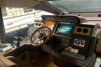 Azimut | 70