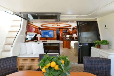 Ferretti | 80