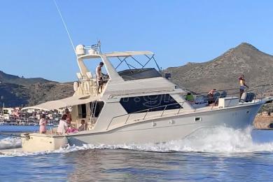 Hatteras | 52 Convertible