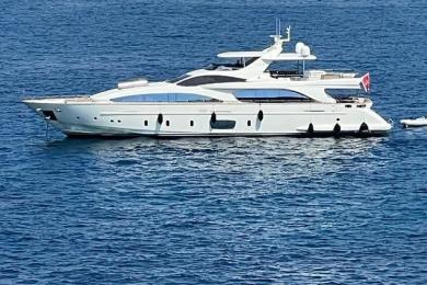 Azimut | 105